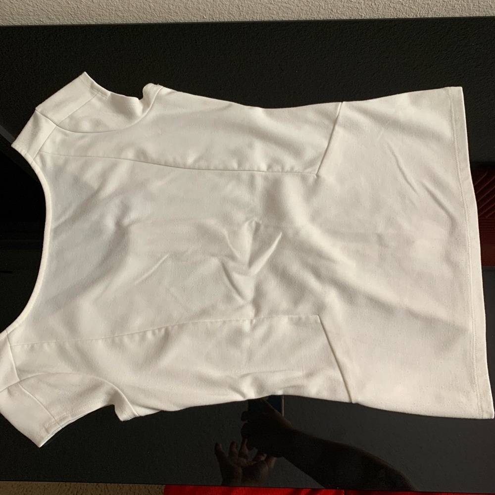 LTD Womens Size XS White Top Zipper Back